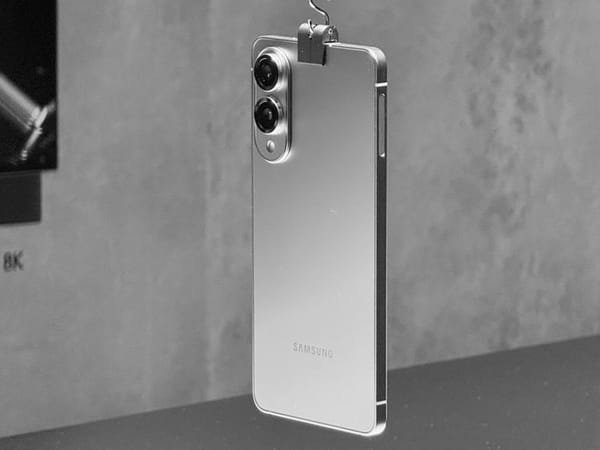 Samsung's S25 Edge: A Thin Chase After Apple’s Shadow
